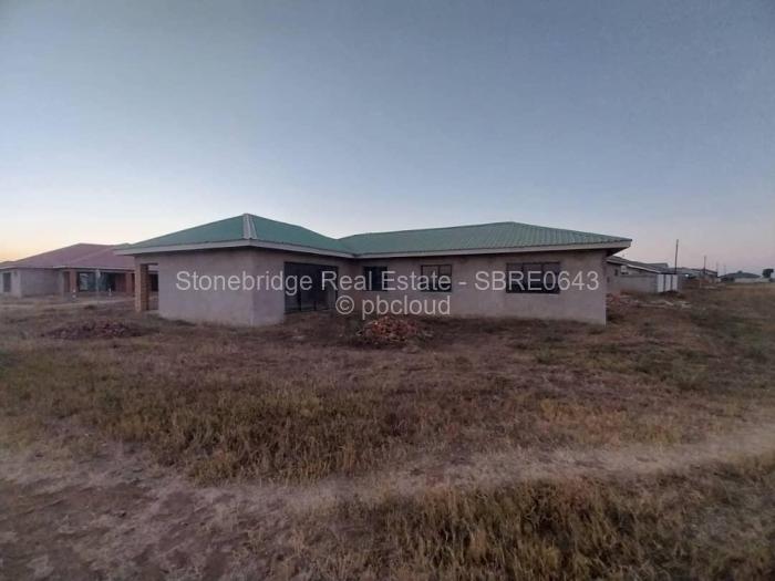 4 Bedroom House for Sale in Hopeville, Bulawayo