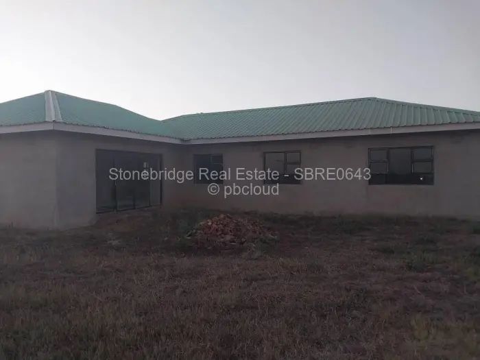 4 Bedroom House for Sale in Hopeville, Bulawayo