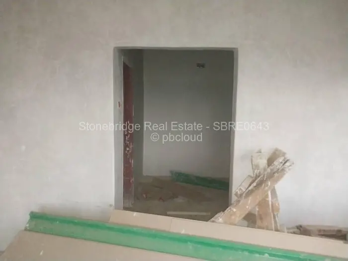 4 Bedroom House for Sale in Hopeville, Bulawayo