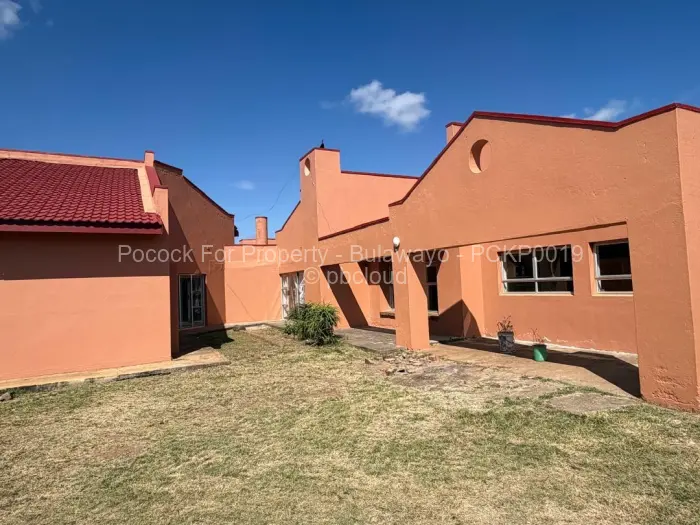 4 Bedroom House for Sale in Parklands, Bulawayo