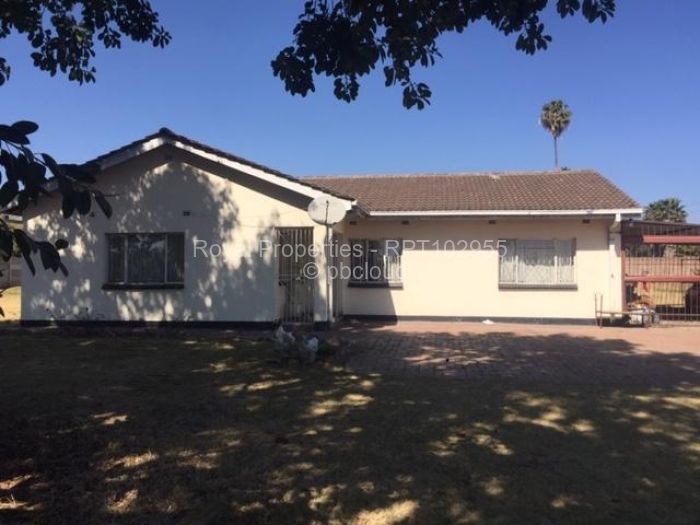 3 Bedroom House for Sale in Waterfalls, Harare