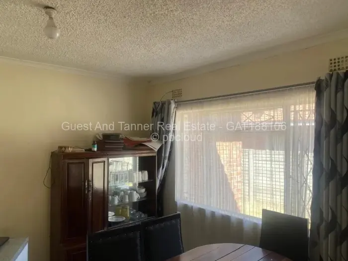 3 Bedroom House for Sale in Mainway Meadows, Harare