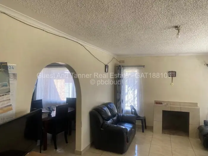3 Bedroom House for Sale in Mainway Meadows, Harare