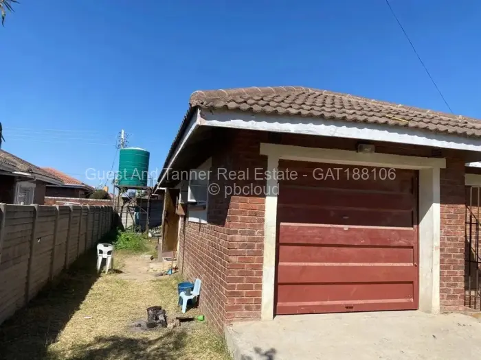 3 Bedroom House for Sale in Mainway Meadows, Harare