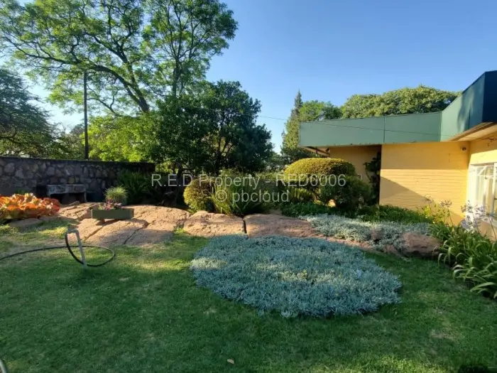 3 Bedroom House for Sale in Burnside, Bulawayo