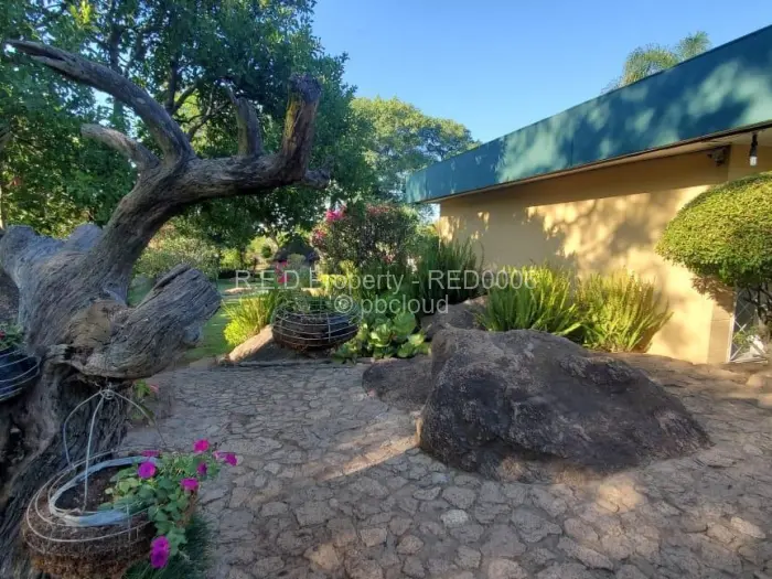 3 Bedroom House for Sale in Burnside, Bulawayo