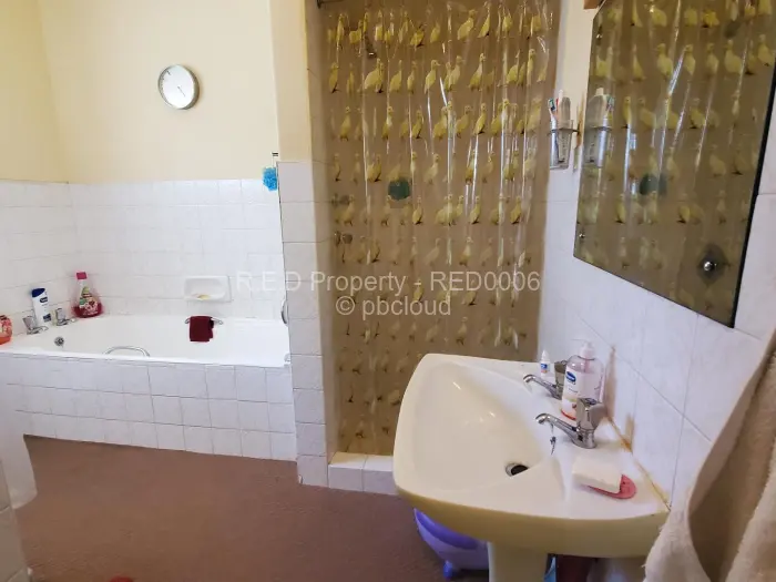 3 Bedroom House for Sale in Burnside, Bulawayo