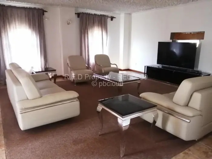 4 Bedroom House for Sale in Burnside, Bulawayo