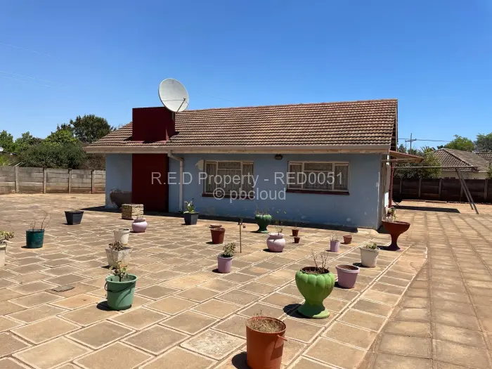3 Bedroom House for Sale in Barham Green, Bulawayo