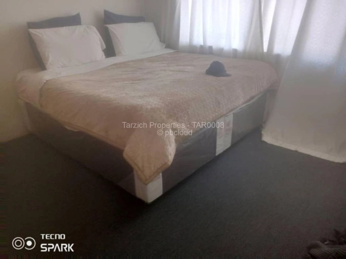 6 Bedroom House for Sale in Lochview, Bulawayo