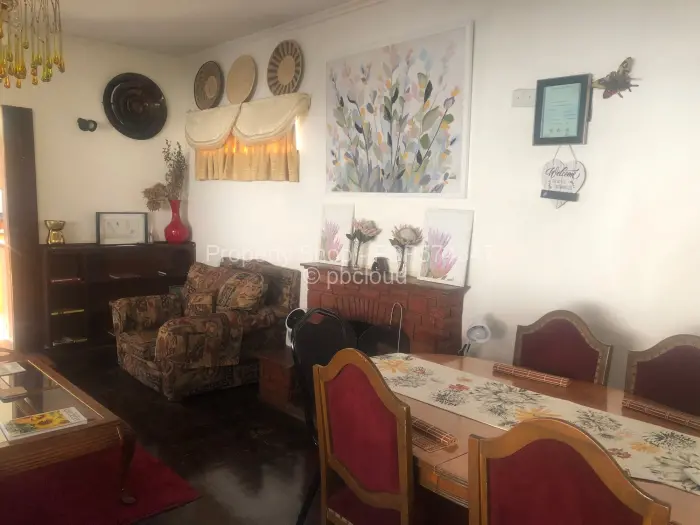 6 Bedroom House to Rent in Marlborough