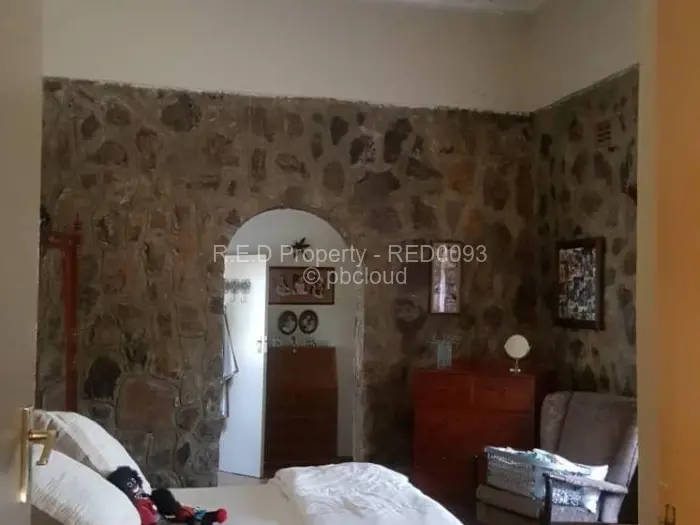 3 Bedroom House for Sale in Riverside South, Bulawayo