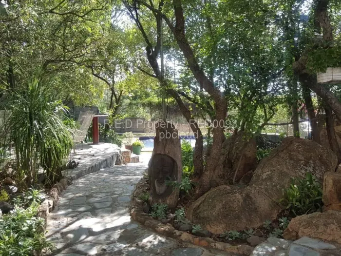 3 Bedroom House for Sale in Riverside South, Bulawayo