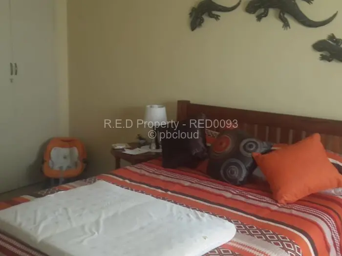 3 Bedroom House for Sale in Riverside South, Bulawayo