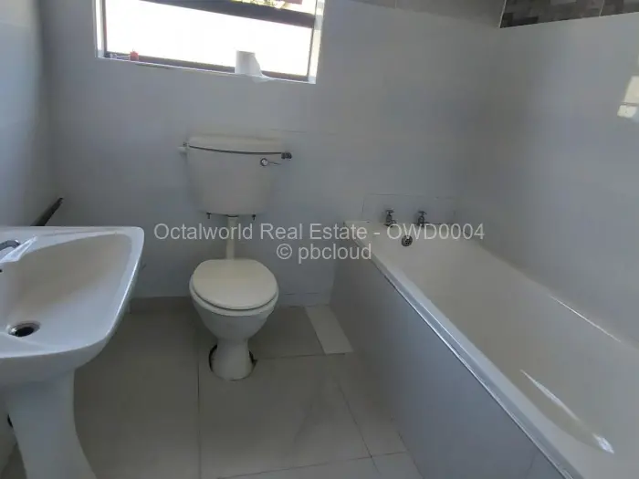 2 Bedroom Cottage/Garden Flat to Rent in Borrowdale West, Harare