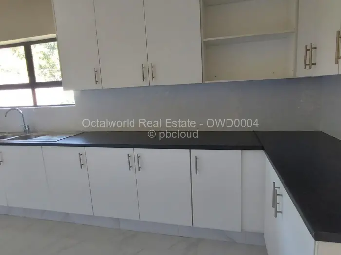 2 Bedroom Cottage/Garden Flat to Rent in Borrowdale West, Harare