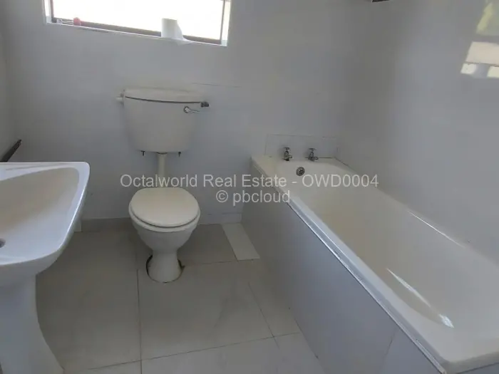 2 Bedroom Cottage/Garden Flat to Rent in Borrowdale West, Harare