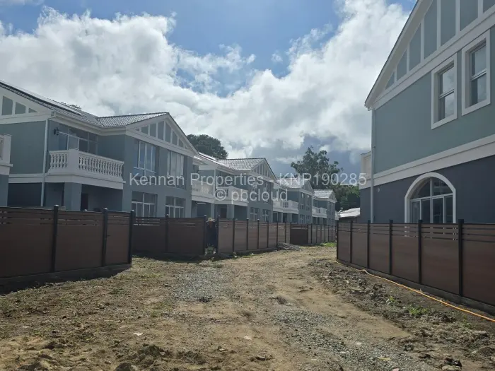 Townhouse/Cluster for Sale in Avondale West, Harare