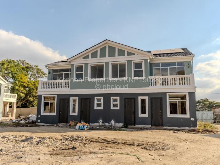 Townhouse/Cluster for Sale in Avondale West, Harare