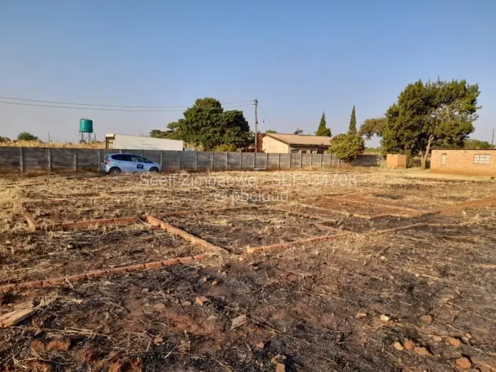 Residential Stand for Sale in Norton, Norton