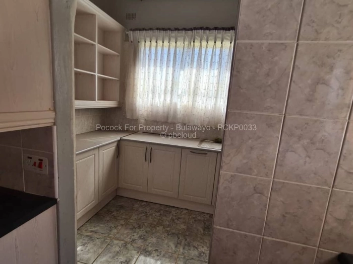 3 Bedroom House for Sale in Newton West, Bulawayo