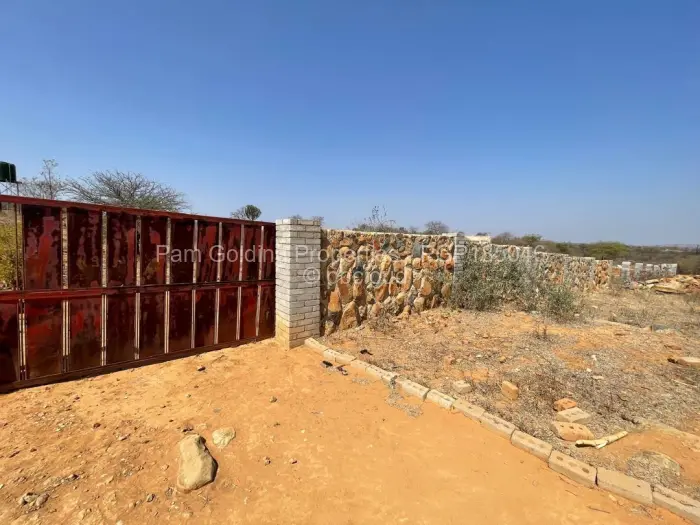 Farm/Plot for Sale in Kensington Byo, Bulawayo
