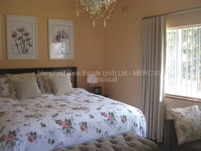 5 Bedroom House for Sale in Highlands, Harare
