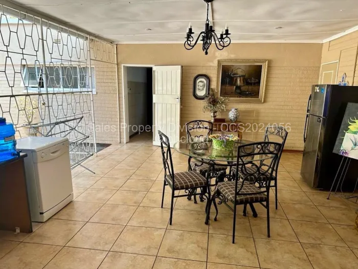 4 Bedroom House for Sale in Kumalo, Bulawayo