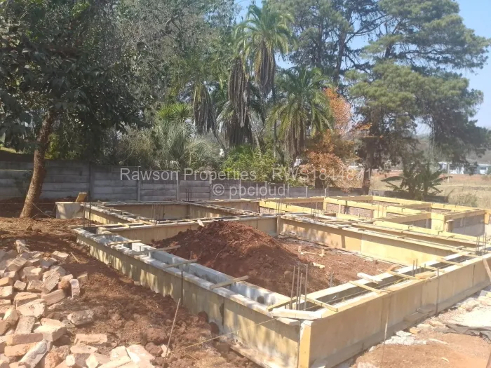 Townhouse/Complex/Cluster for Sale in Greystone Park, Harare