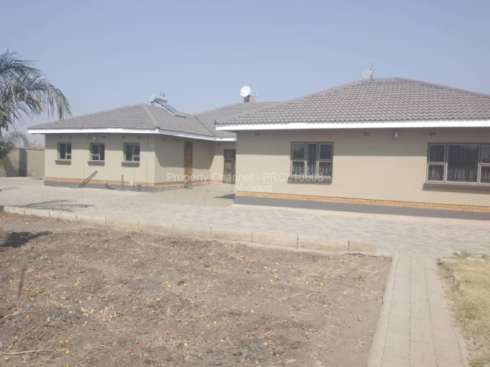 4 Bedroom House for Sale in Lochinvar, Harare