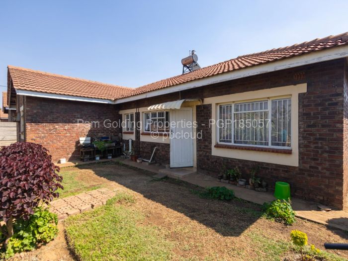 3 Bedroom House for Sale in Glaudina, Harare