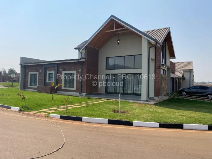 Townhouse/Cluster to Rent in Madokero Estates, Harare