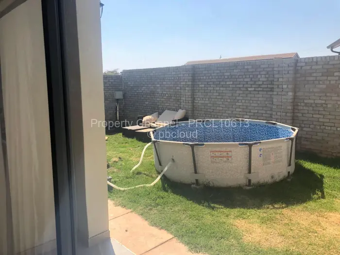 Townhouse/Cluster to Rent in Madokero Estates, Harare