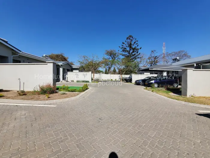 Townhouse/Cluster for Sale in Greendale, Harare