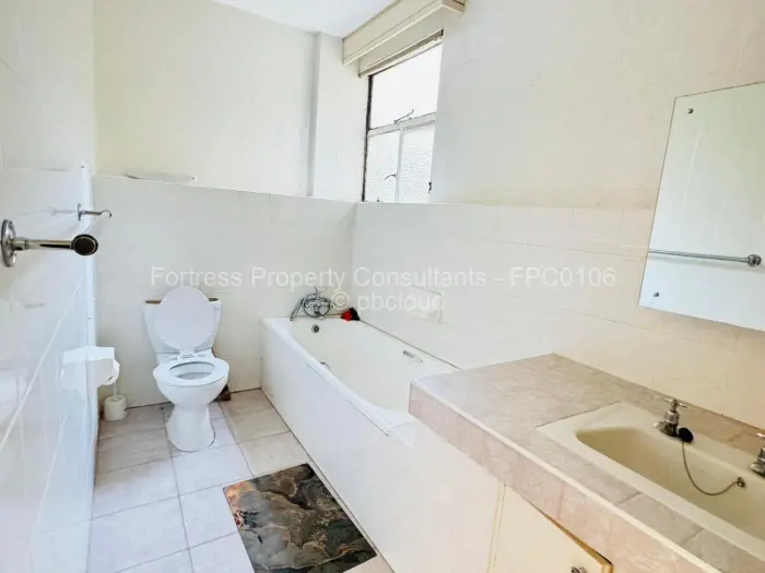 Flat/Apartment to Rent in Ascot, Bulawayo
