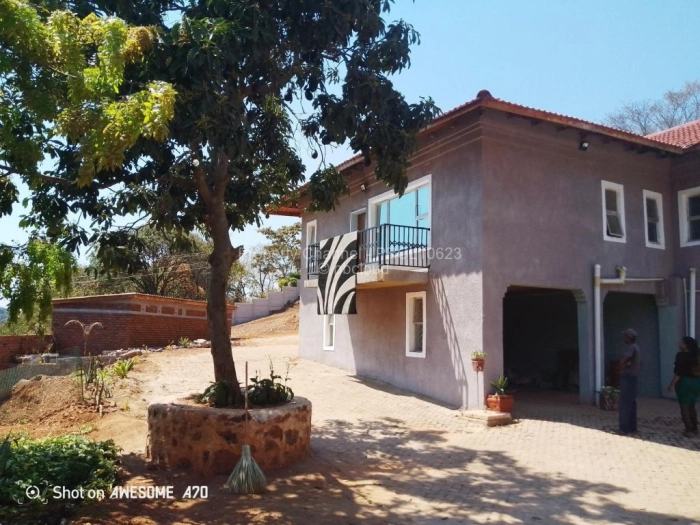 9 Bedroom House for Sale in Philadelphia, Harare