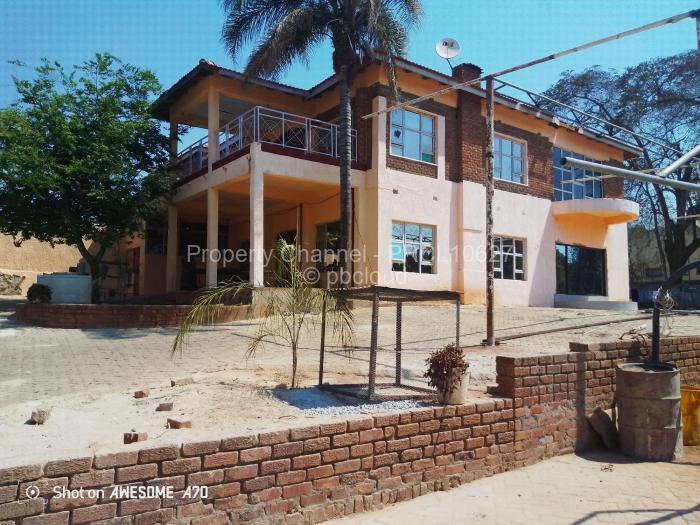 19 Bedroom House for Sale in Quinnington, Harare