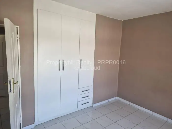 Flat/Apartment to Rent in Meyrick Park, Harare