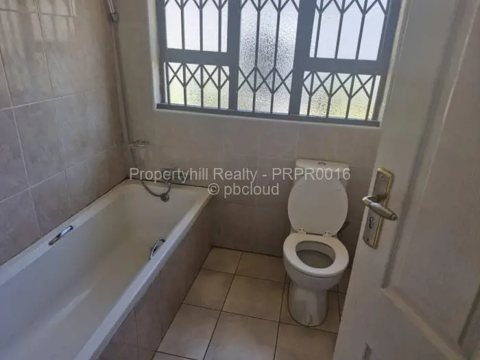 Flat/Apartment to Rent in Meyrick Park, Harare