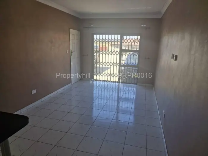 Flat/Apartment to Rent in Meyrick Park, Harare