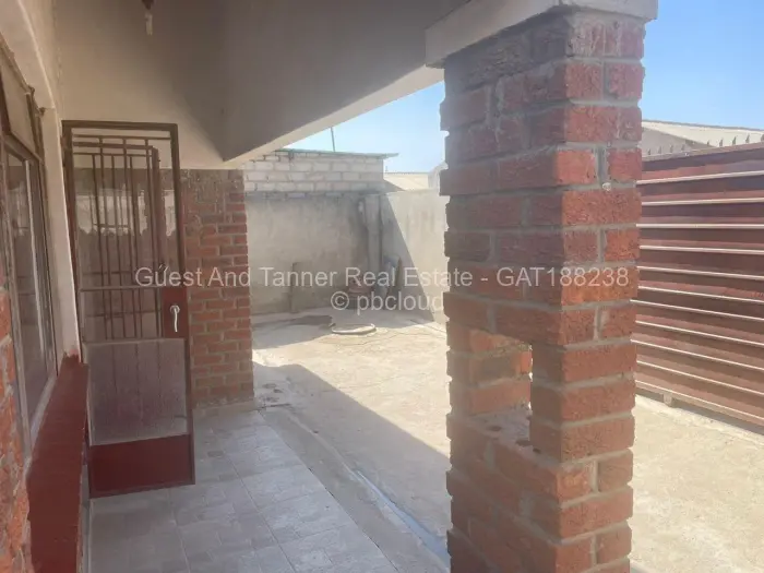 4 Bedroom House for Sale in Chitungwiza, Chitungwiza