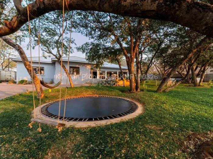 4 Bedroom House for Sale in Victoria Falls, Victoria Falls