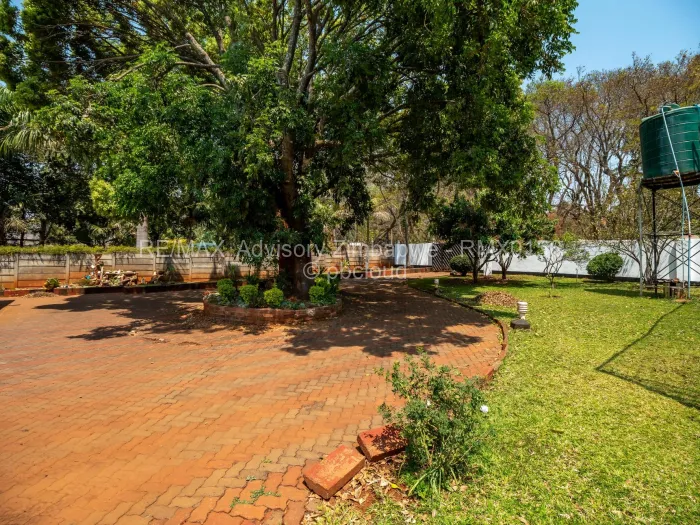 4 Bedroom House for Sale in Chisipite, Harare
