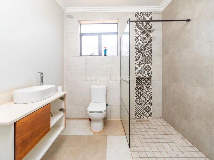 Townhouse/Complex/Cluster for Sale in Greendale, Harare