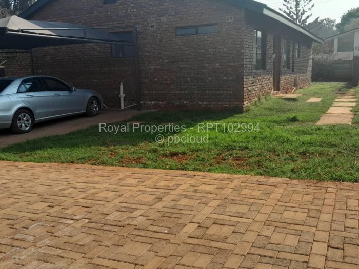Townhouse/Cluster for Sale in Greendale North, Harare