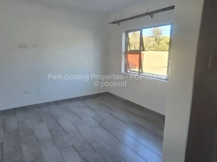 Townhouse/Complex/Cluster for Sale in Hillside Byo, Bulawayo