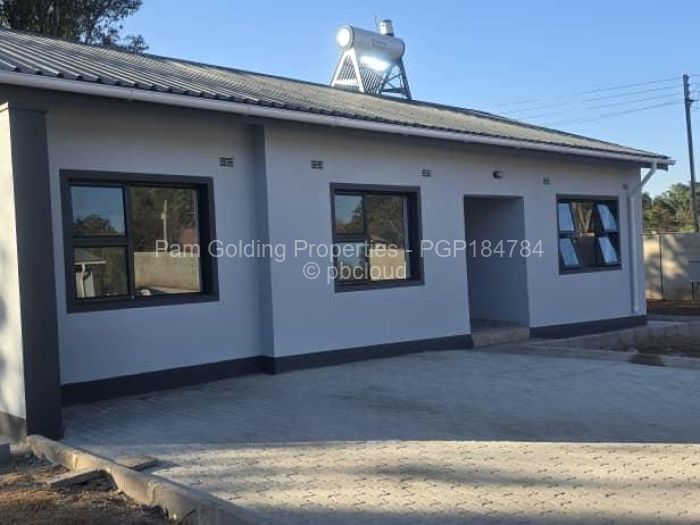 Townhouse/Cluster for Sale in Hillside Byo, Bulawayo