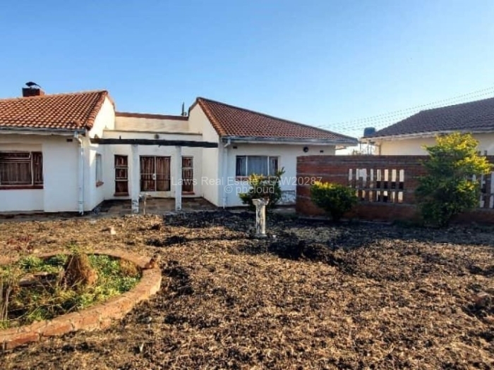 4 Bedroom House for Sale in Westgate, Harare