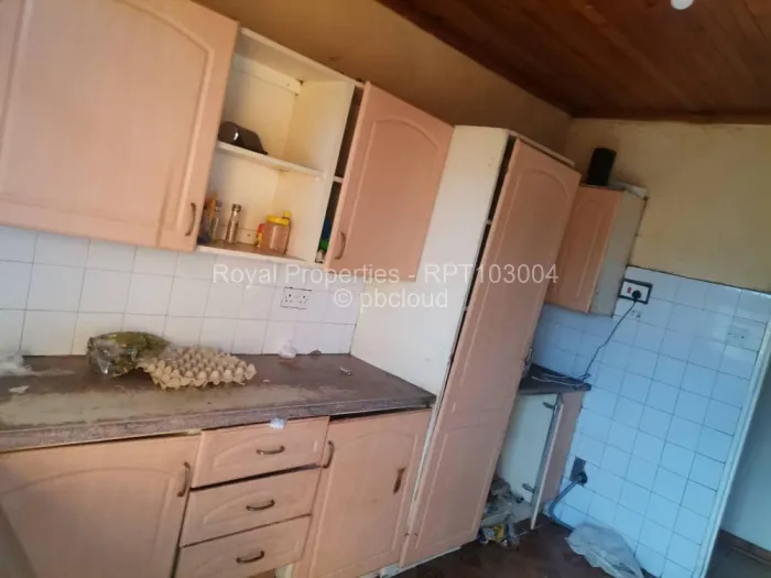 3 Bedroom House for Sale in Mufakose, Harare