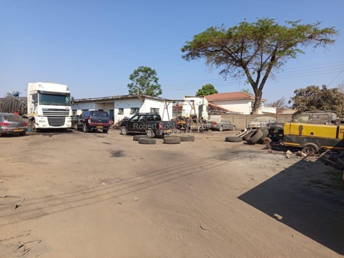 Warehouse/Industrial for Sale in Waterfalls, Harare